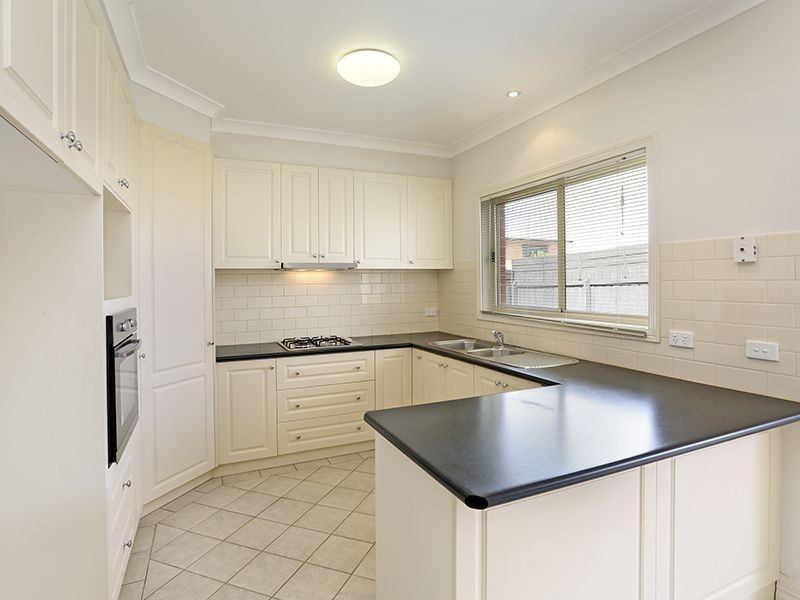 2/2 Glengate Street, Hamlyn Heights VIC 3215