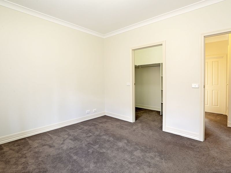 2/2 Glengate Street, Hamlyn Heights VIC 3215