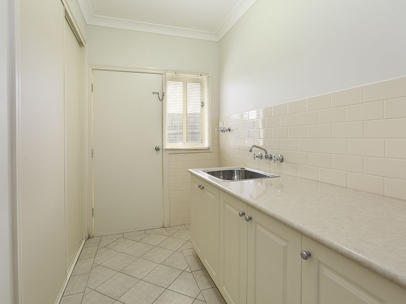 2/2 Glengate Street, Hamlyn Heights VIC 3215