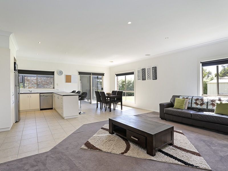 79 Fogarty Avenue, Highton VIC 3216