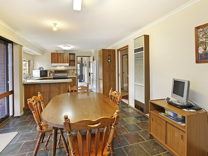 5 Villea Avenue, Grovedale VIC 3216