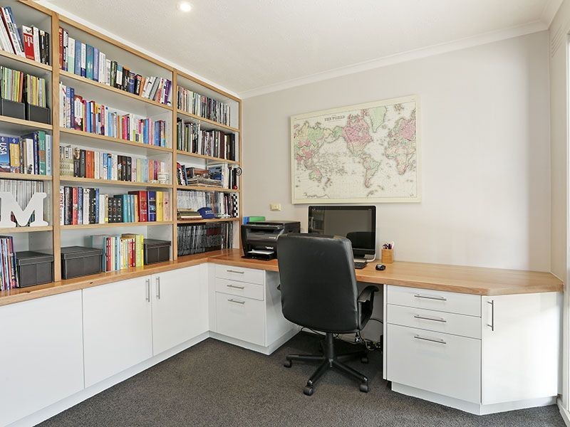 36 Katoomba Court, Hamlyn Heights VIC 3215