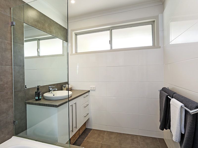 36 Katoomba Court, Hamlyn Heights VIC 3215