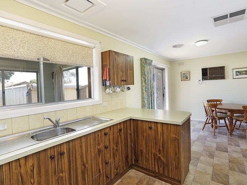 20 Konrads Crescent, Highton VIC 3216