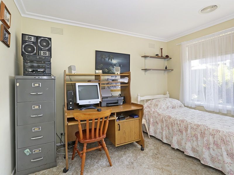 20 Konrads Crescent, Highton VIC 3216