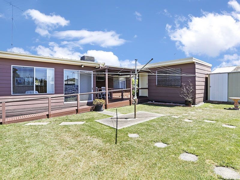 20 Konrads Crescent, Highton VIC 3216