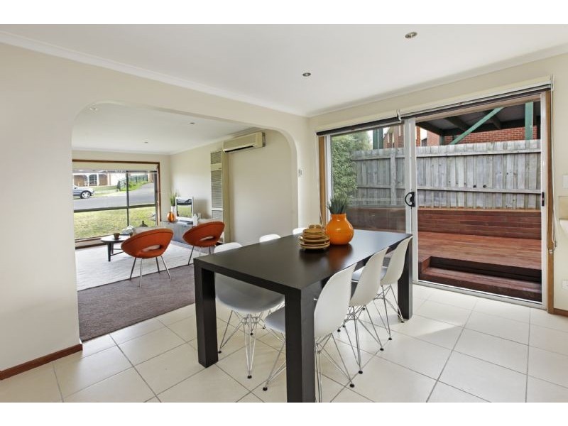 1/8 Friesian Court, Belmont VIC 3216