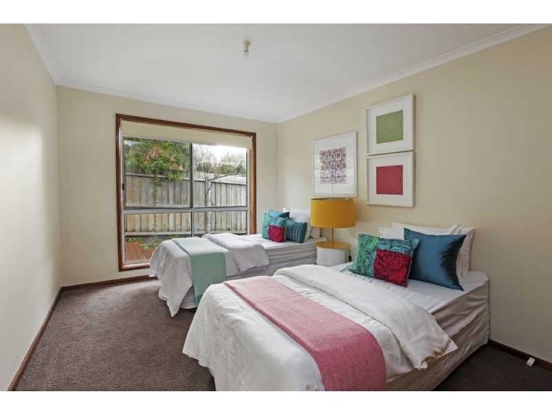 1/8 Friesian Court, Belmont VIC 3216