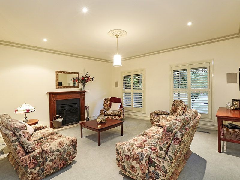 2 Sandtoft Court, Highton VIC 3216