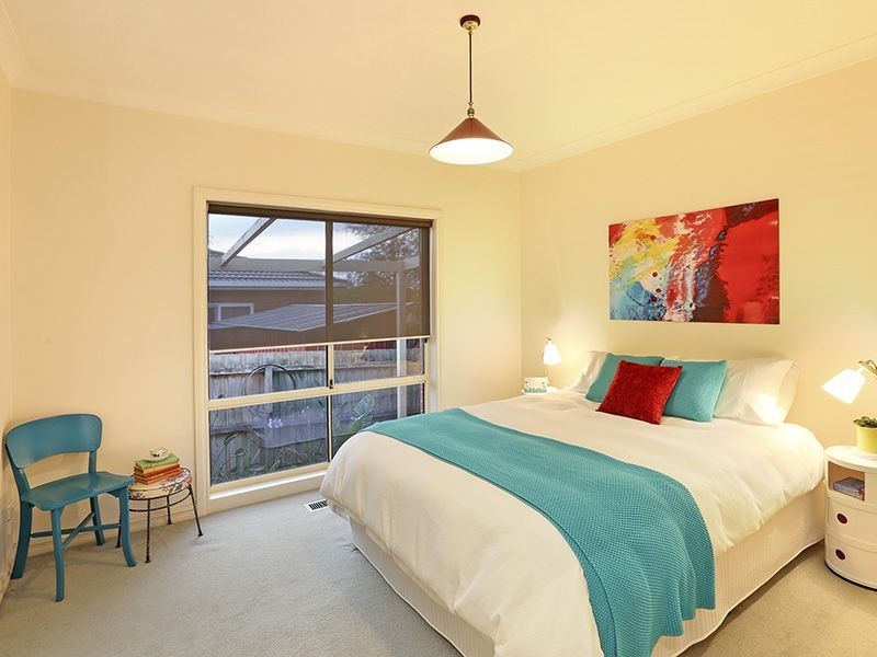 2 Sandtoft Court, Highton VIC 3216