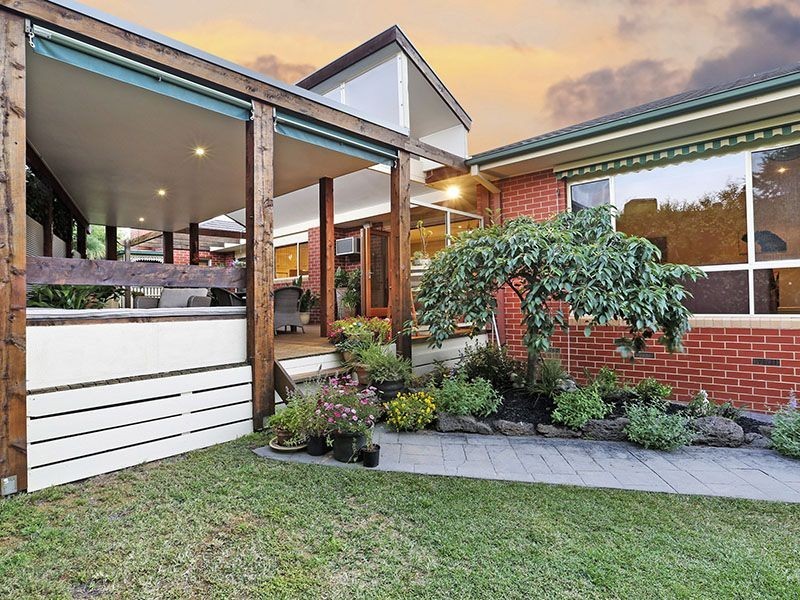 2 Sandtoft Court, Highton VIC 3216