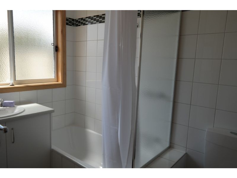 30 Osborne Avenue, North Geelong VIC 3215