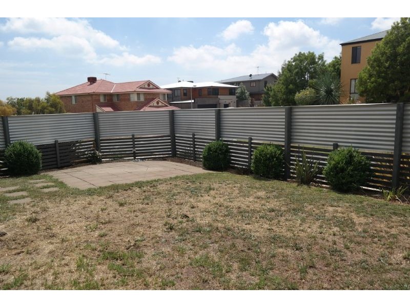 2 Muscat Place, Waurn Ponds VIC 3216
