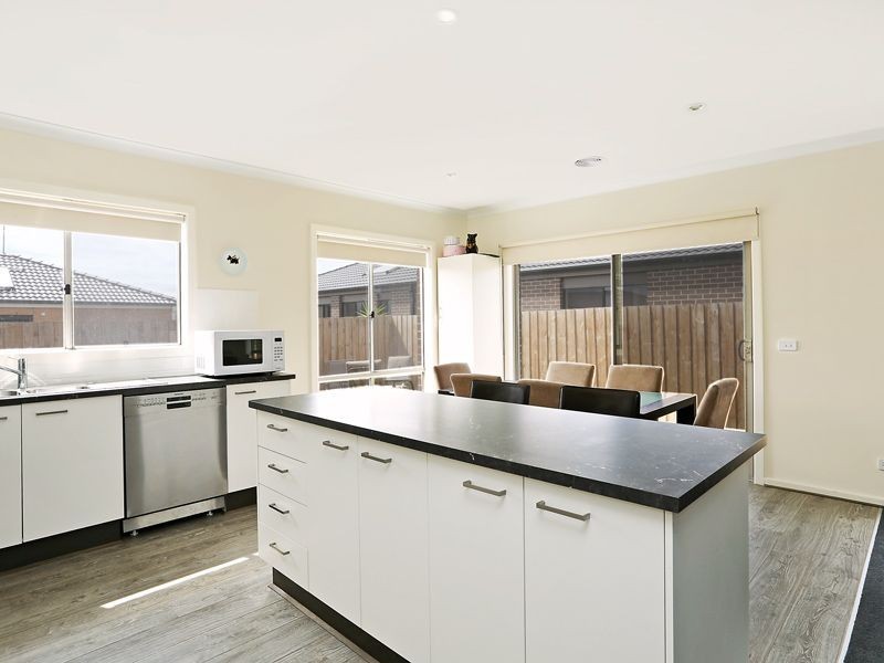 2 Crows Road, Belmont VIC 3216