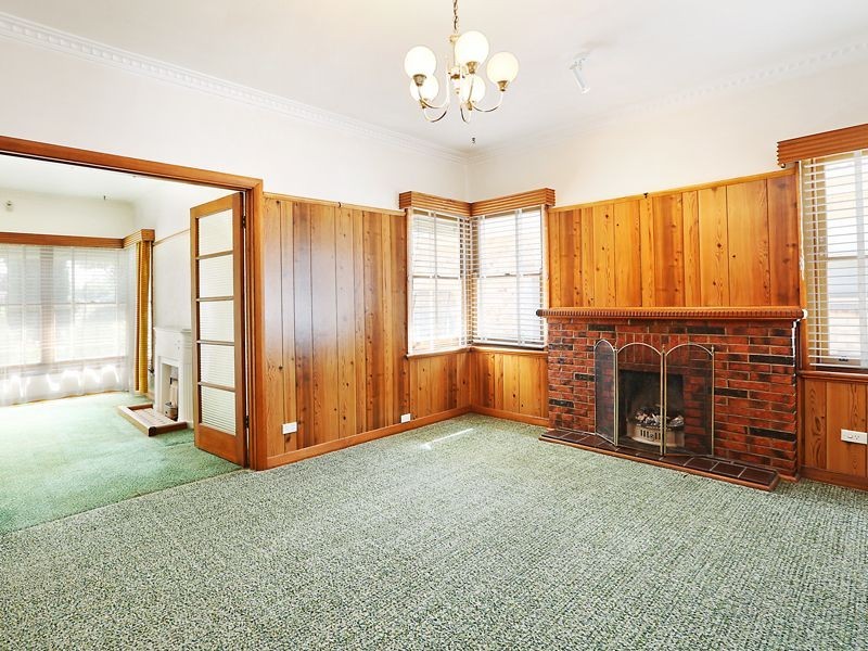 19 Warwick Street, Newtown VIC 3220