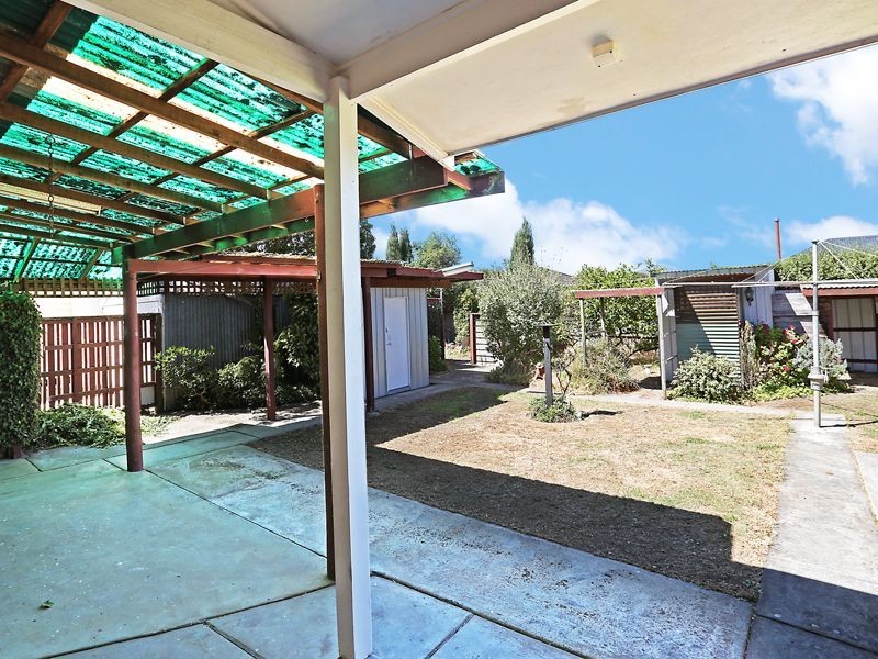 19 Warwick Street, Newtown VIC 3220