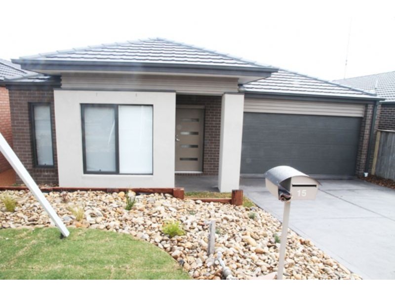 15 Sandridge Street, Leopold VIC 3224