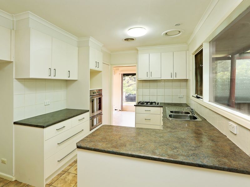 6 Fairfield Avenue, Belmont VIC 3216