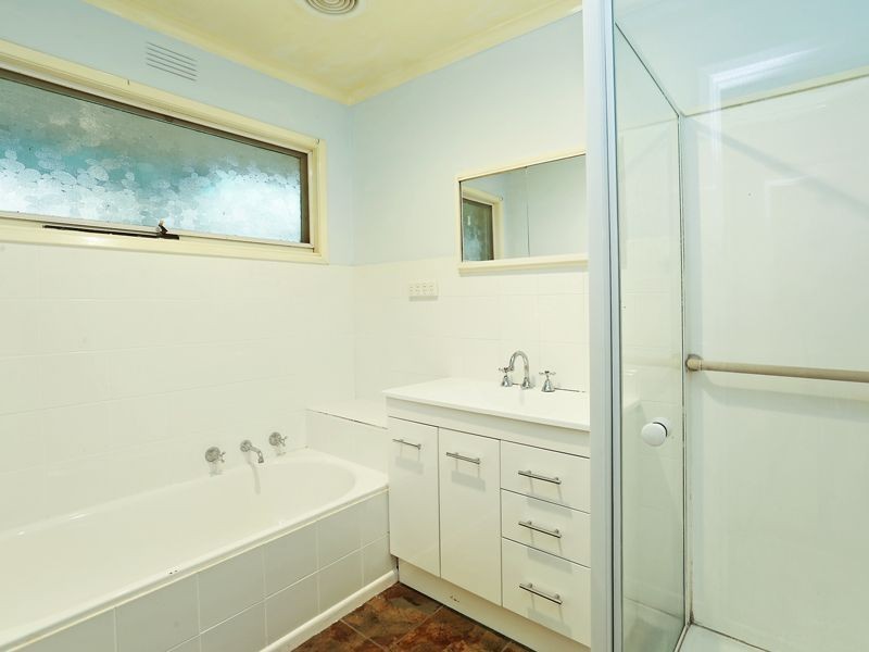 6 Fairfield Avenue, Belmont VIC 3216