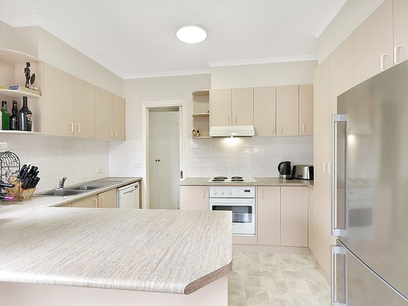 2/11 George Street, Belmont VIC 3216