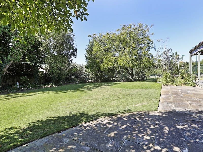 73-75 Sth Valley Road, Highton VIC 3216