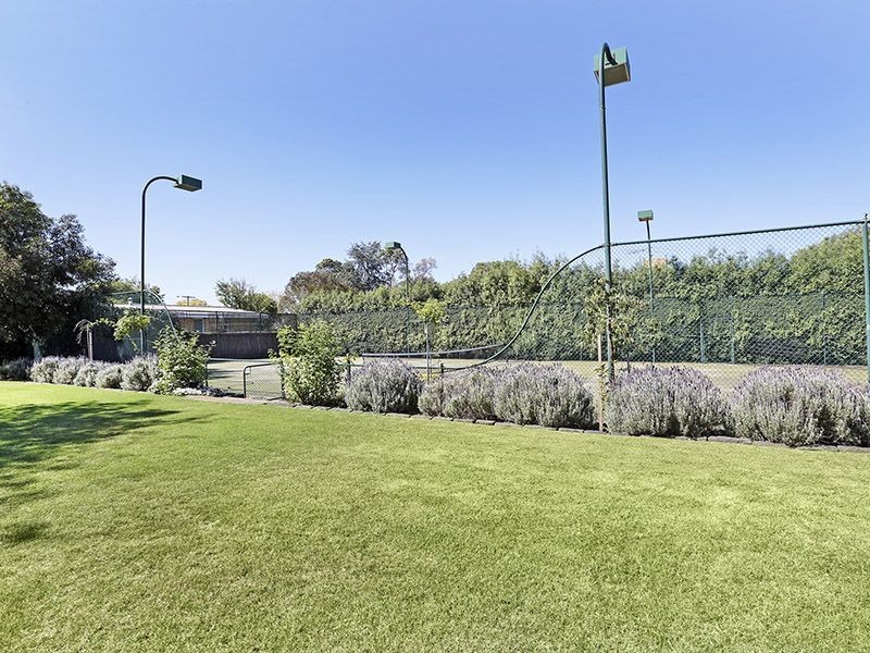 73-75 Sth Valley Road, Highton VIC 3216