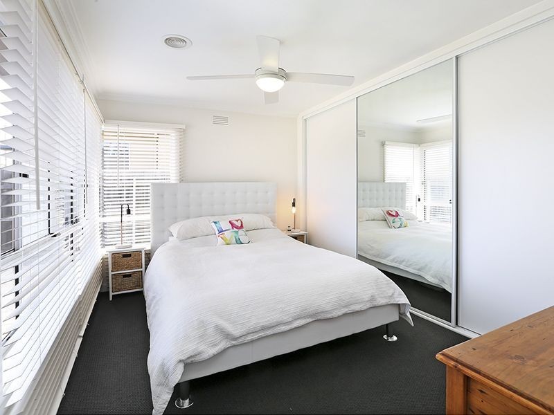 3 Crows Road, Belmont VIC 3216