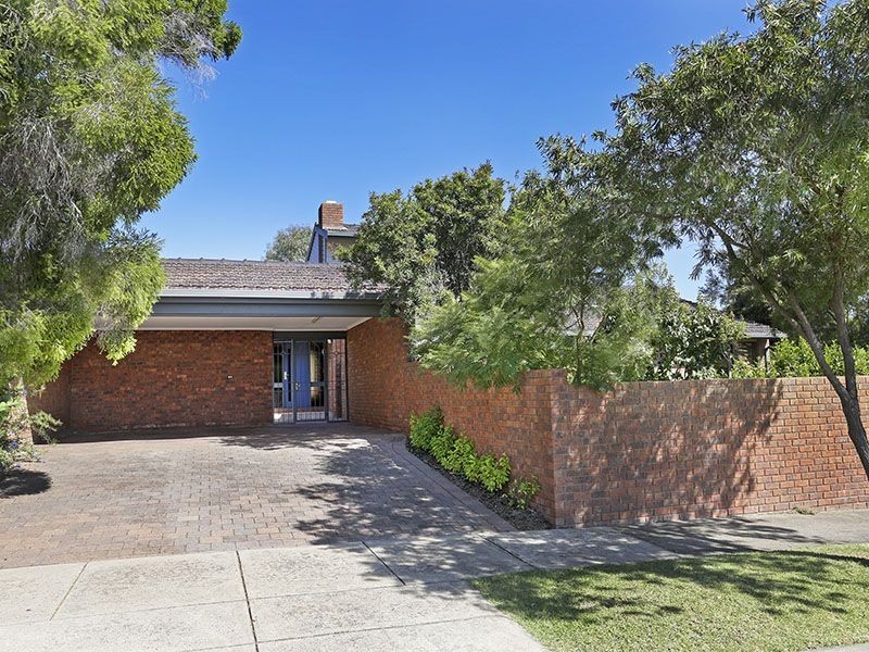 8 Polley Court, Grovedale VIC 3216