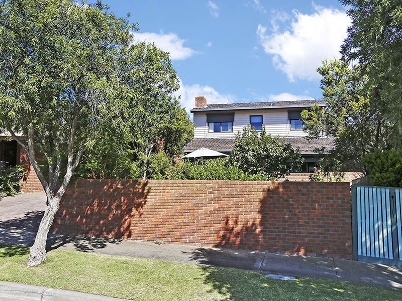 8 Polley Court, Grovedale VIC 3216