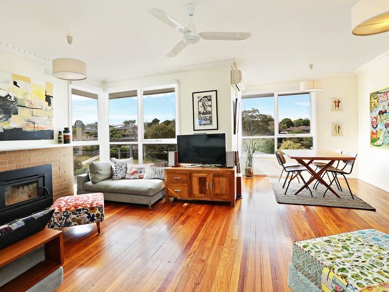 1 Hutcheson Avenue, Highton VIC 3216