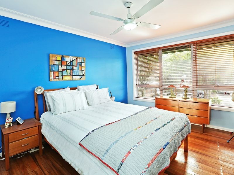 1 Hutcheson Avenue, Highton VIC 3216