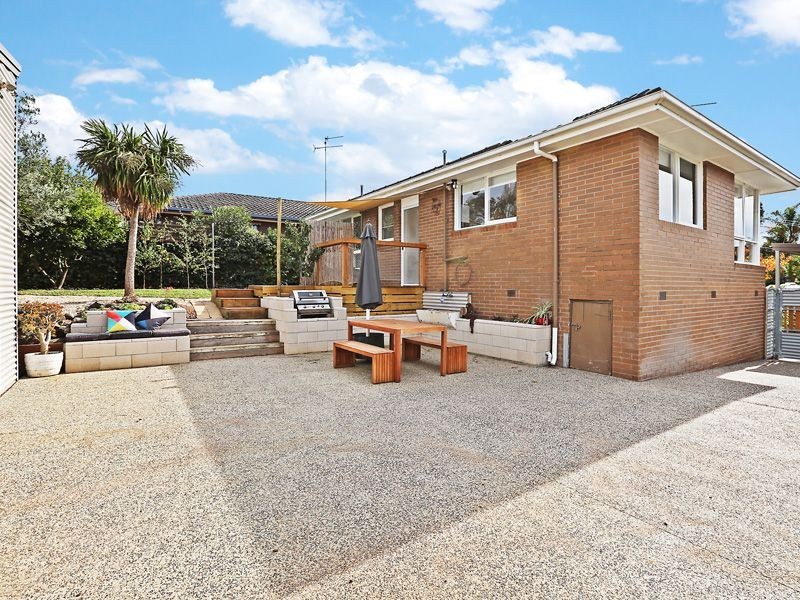 1 Hutcheson Avenue, Highton VIC 3216