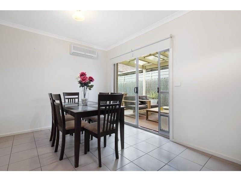 2/94 Bacchus Marsh Road, Corio VIC 3214
