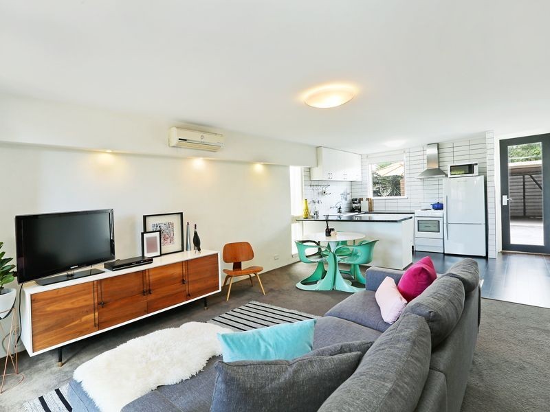 60 Sherbourne Terrace, Newtown VIC 3220