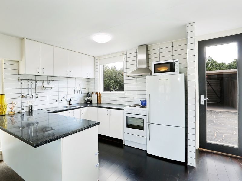 60 Sherbourne Terrace, Newtown VIC 3220