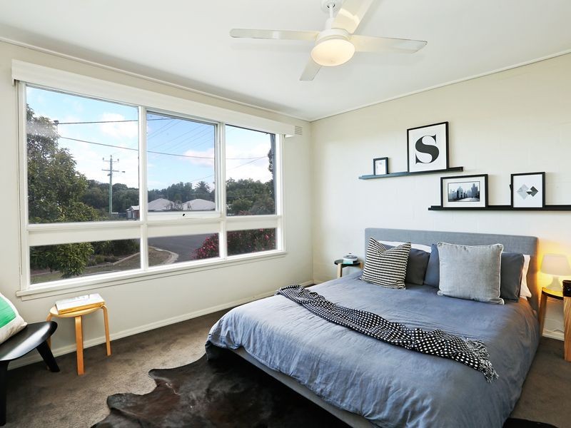 60 Sherbourne Terrace, Newtown VIC 3220