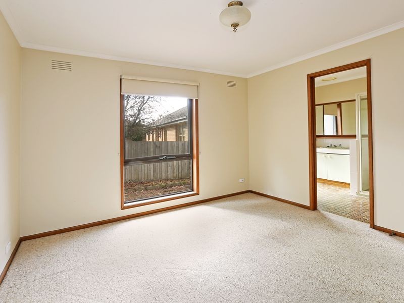 80 Barrabool Road, Highton VIC 3216