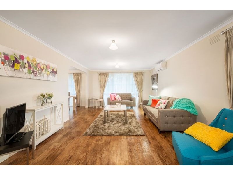 2 Glenys Court, Wantirna South VIC 3152