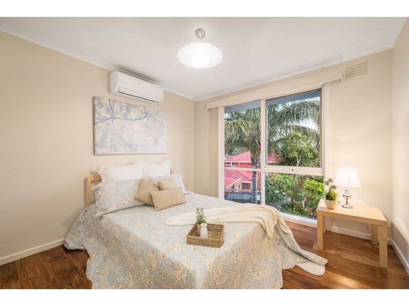 2 Glenys Court, Wantirna South VIC 3152