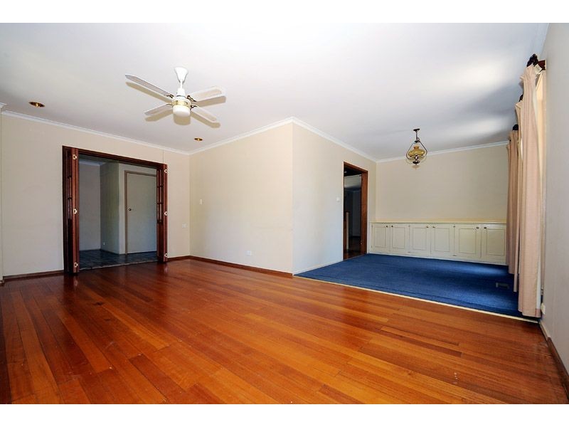 10 Terrung Court, Croydon North VIC 3136