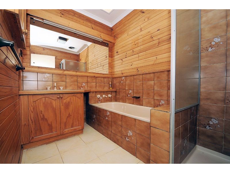 10 Terrung Court, Croydon North VIC 3136