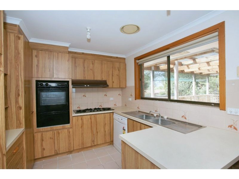 31 Cardinia Way, Rowville VIC 3178