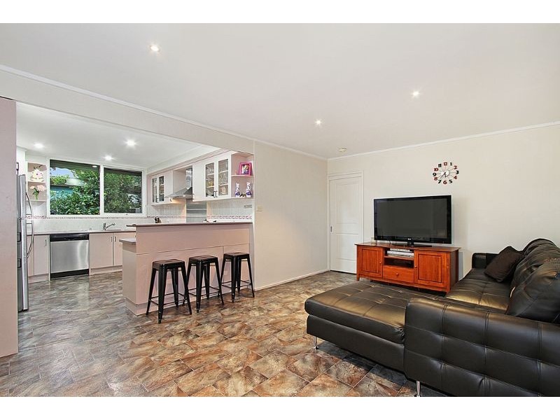 70 Frudal Crescent, Knoxfield VIC 3180