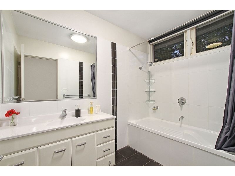 70 Frudal Crescent, Knoxfield VIC 3180