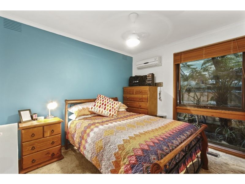 8 Avoca Way, Wantirna South VIC 3152