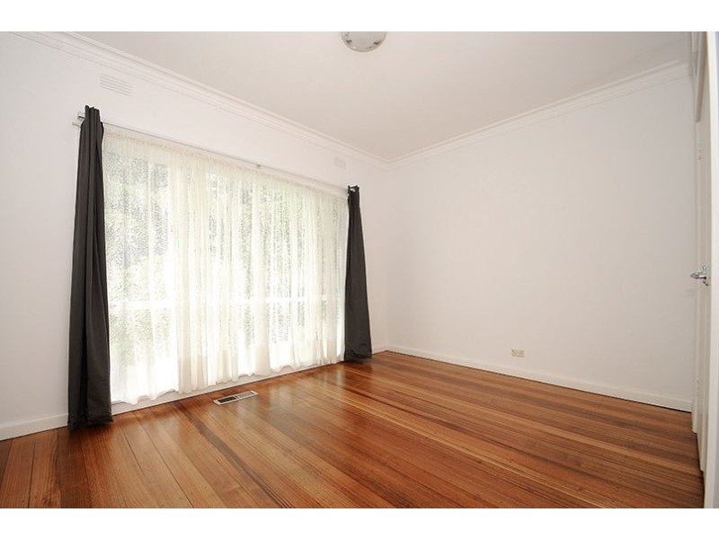 500 Mountain Highway, Wantirna VIC 3152