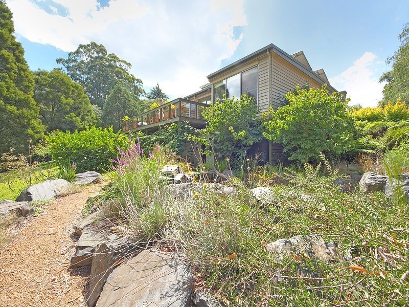 18 Chalet Road, Olinda VIC 3788