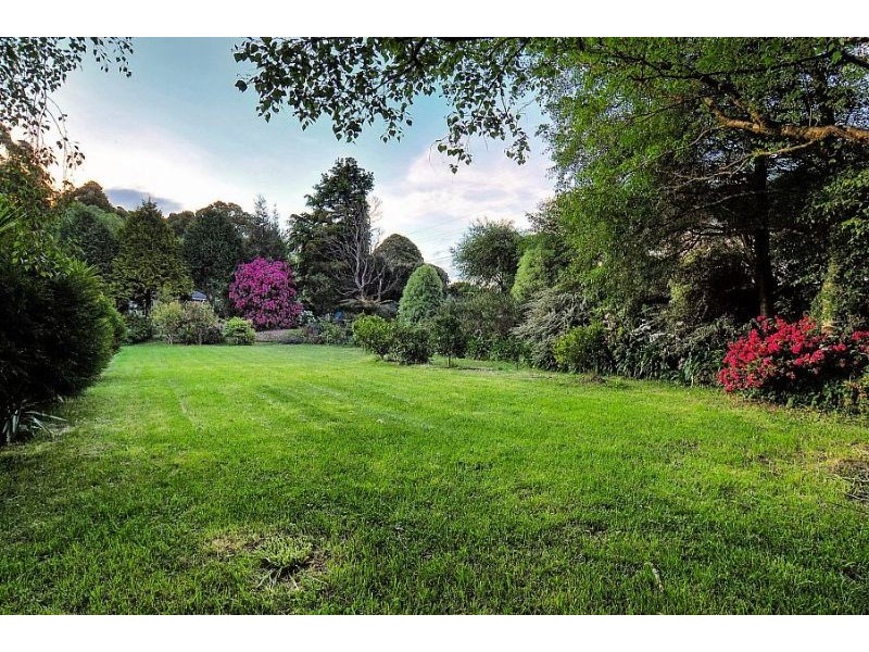 18 Chalet Road, Olinda VIC 3788