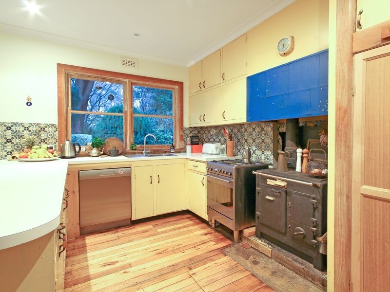 26 Old Coonara Rd, Olinda VIC 3788