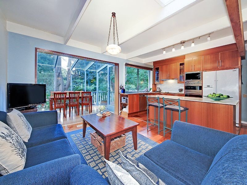 5 Alice Street, Sassafras VIC 3787